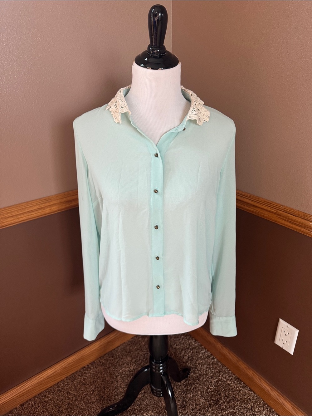 Forever 21 Long-Sleeve Button Down